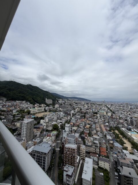 42階建て免震タワーマンション　「ジークレフ新神戸タワー」